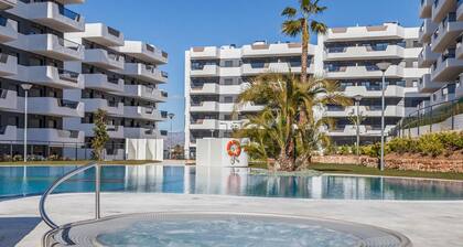 Nice apartment in Los Arenales del Sol