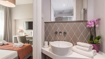 11 dormitorios, caja fuerte, cuna de viaje y wifi gratis