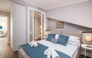 11 bedrooms, in-room safe, travel cot, free WiFi