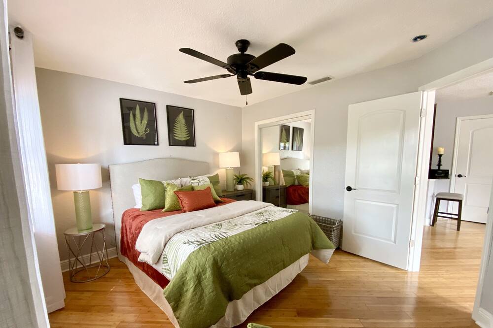 Safety Harbor Apartment