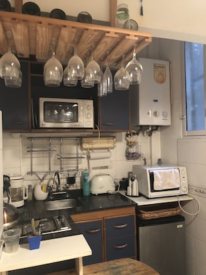 Fridge, microwave, oven, stovetop - SPRING SALE ,,COZY LOFT with JACUZZI. GREAT FULLY EQUIPPED IN THE HEART OF BA.   (Buenos Aires)