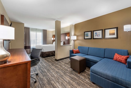 Comfort Suites Dry Ridge