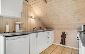 Fridge, stovetop, coffee/tea maker, freezer
