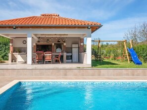 A heated pool - Casetta Filip by Interhome (Pula/Marčana)