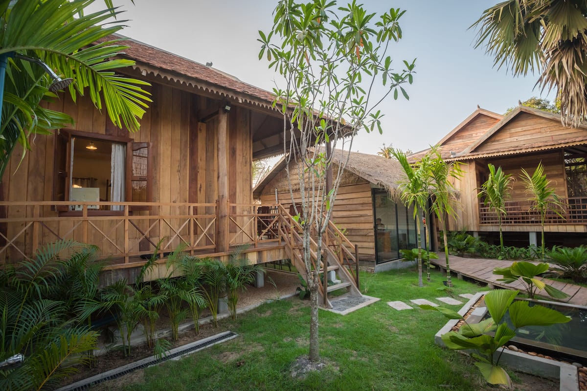 Family Bungalow, Pool View