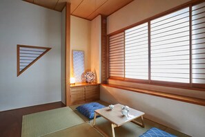 4 bedrooms, iron/ironing board - FC House Shibuya No.1 (Tokyo)