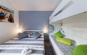 1 camera, Wi-Fi gratuito, lenzuola