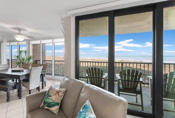 Télévision, chaîne hi-fi