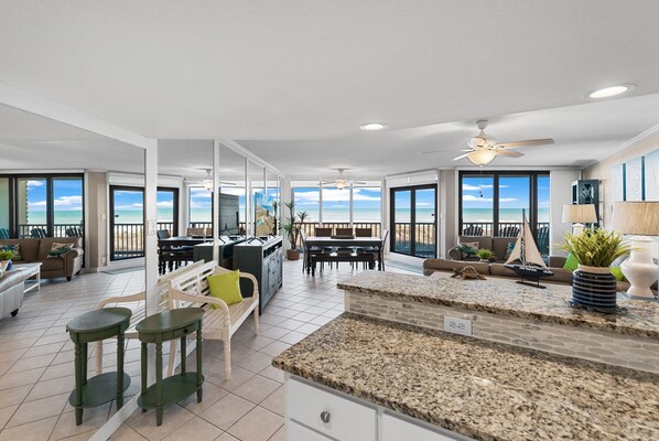 Interior - Sea Gull #201L: Beachfront 2 bed 2 Bathroom With Spectacular Views and 24 Hour Management (Port Aransas)