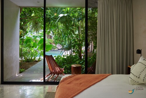 Casa Zunum - Centro’s Hidden Luxury Tropical Gem