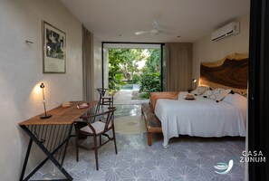 3 bedrooms, in-room safe, desk, iron/ironing board