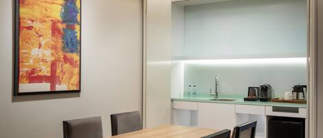 Private kitchenette