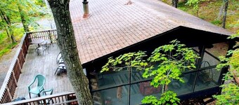 High View Hideaway - A Cozy Lost River Cabin Escape