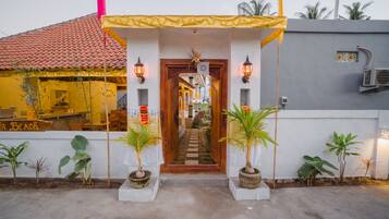 Entrada de la propiedad