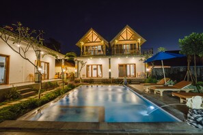 Façade de l’hébergement - soirée/nuit