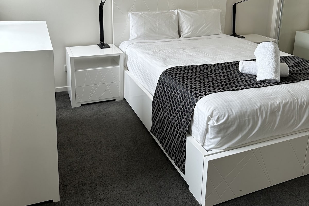3 habitaciones, tabla de planchar con plancha y wifi gratis