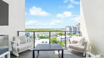 Penthouse, 3 kamar tidur | Teras/patio