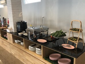 Buffetaamiainen