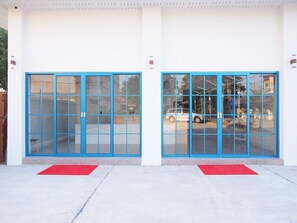 Property entrance - Luxe Villa (Chiang Rai)