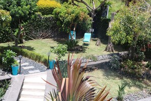 Property grounds - Villa of character with private swimming pool "With Senteurs de Jasmin" (LE TAMPON)