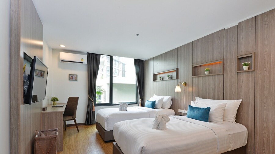 StayAt Bedever Bangkok Hotel