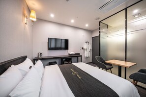 Standard Room | Desk, blackout drapes, soundproofing, free WiFi - Hermes Hotel Yongin (Yongin)