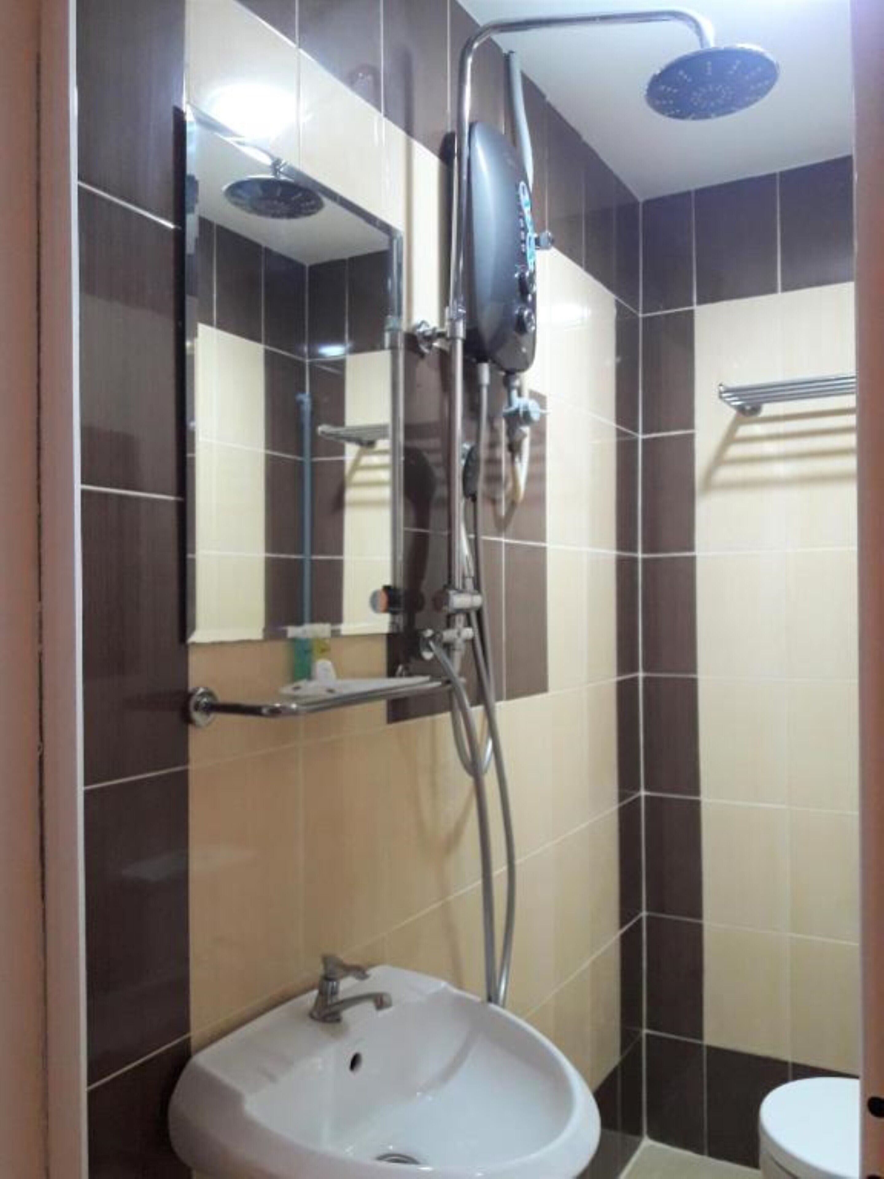 Photo - Shobi Hotel Johor Bahru Near CIQ JB