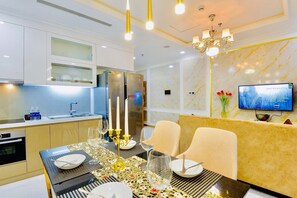Apartment, 1 Bedroom | In-room dining - Anna Apartments - Landmark 81 (Ho Chi Minh City)