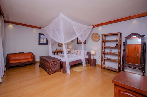 Amani Safari Lodge