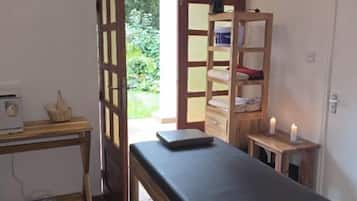 Aromaterapia, massagens com pedras quentes