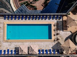 Indoor pool, seasonal outdoor pool, sun loungers