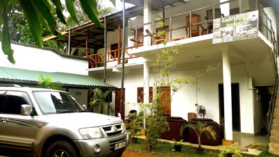 Very nice location and safaris