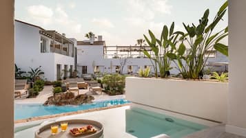 Yksityinen uima-allas