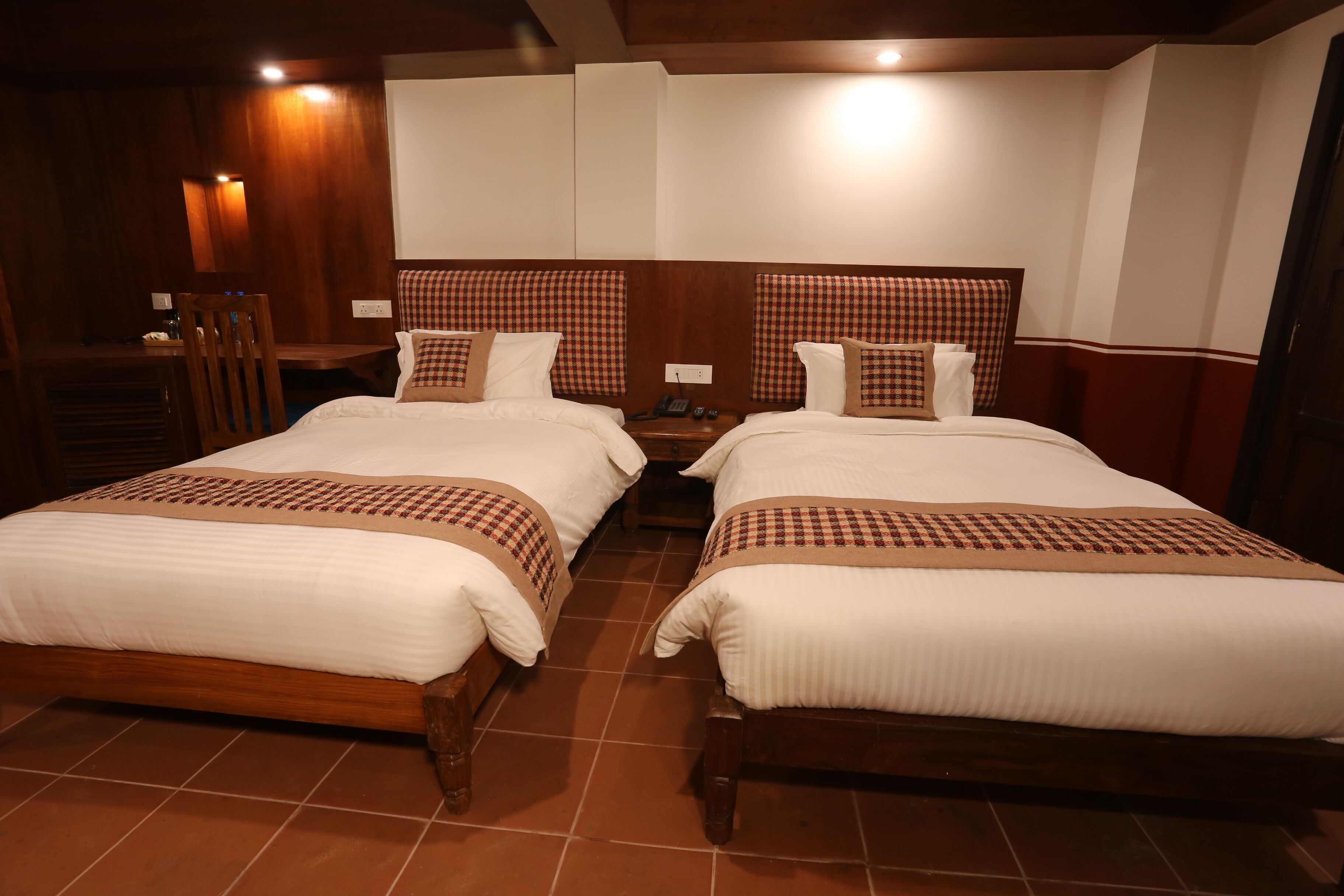 Bureau, Wi-Fi gratuit, draps fournis