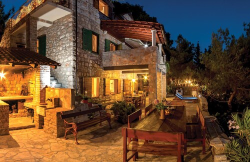 Haustierfreundliches Haus in Milna