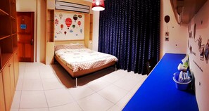 羽絨被、免費無線上網、床單