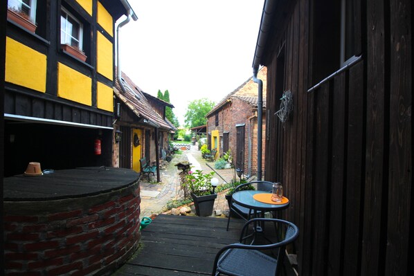 Apartment (Ferienwohnung) | Blick auf den Innenhof