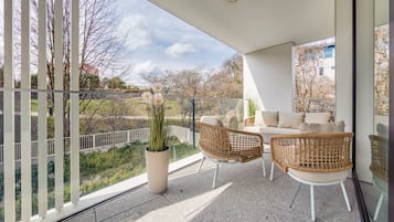 Apartment (24/10) | Balcony