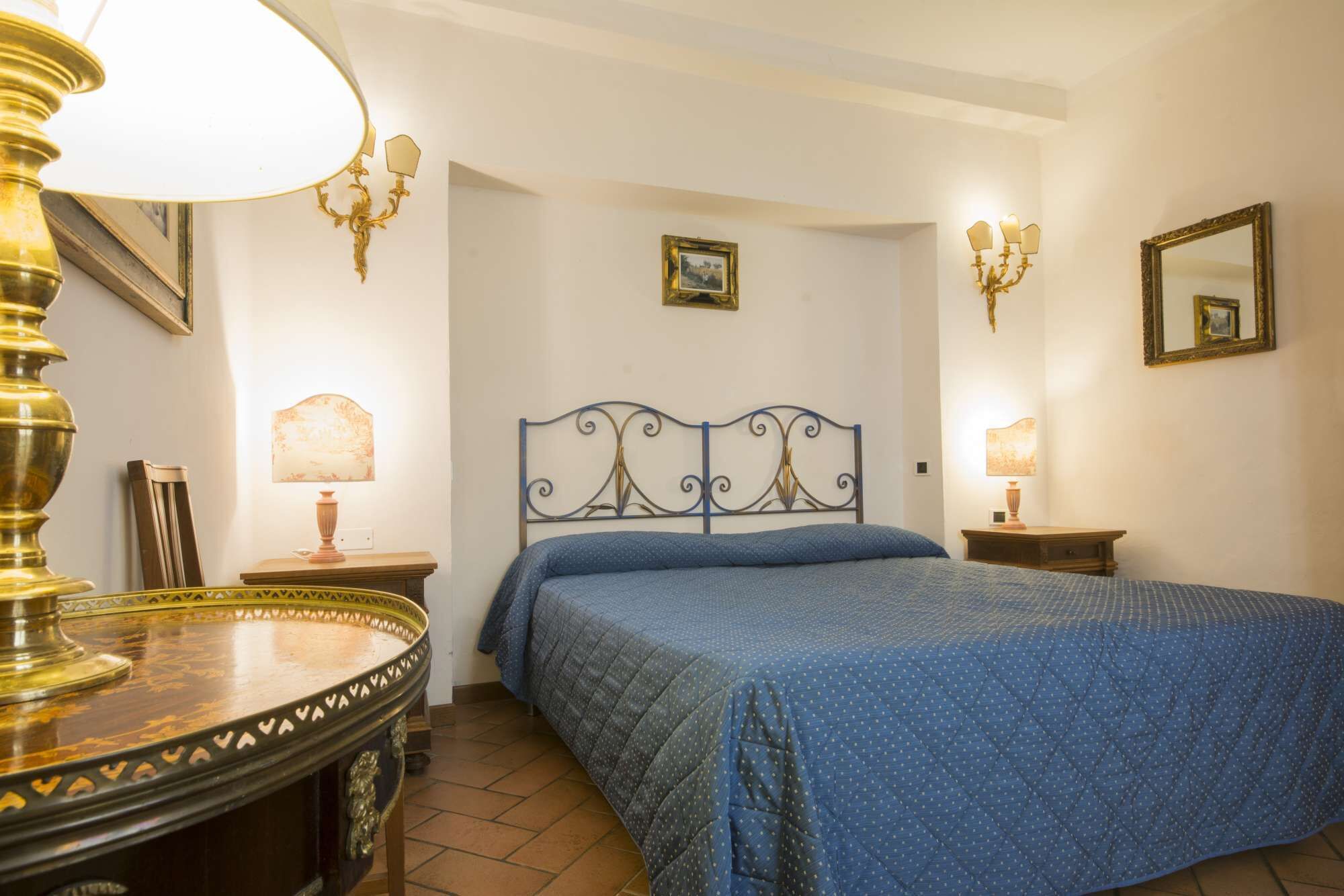 3 bedrooms, memory foam beds, iron/ironing board, WiFi