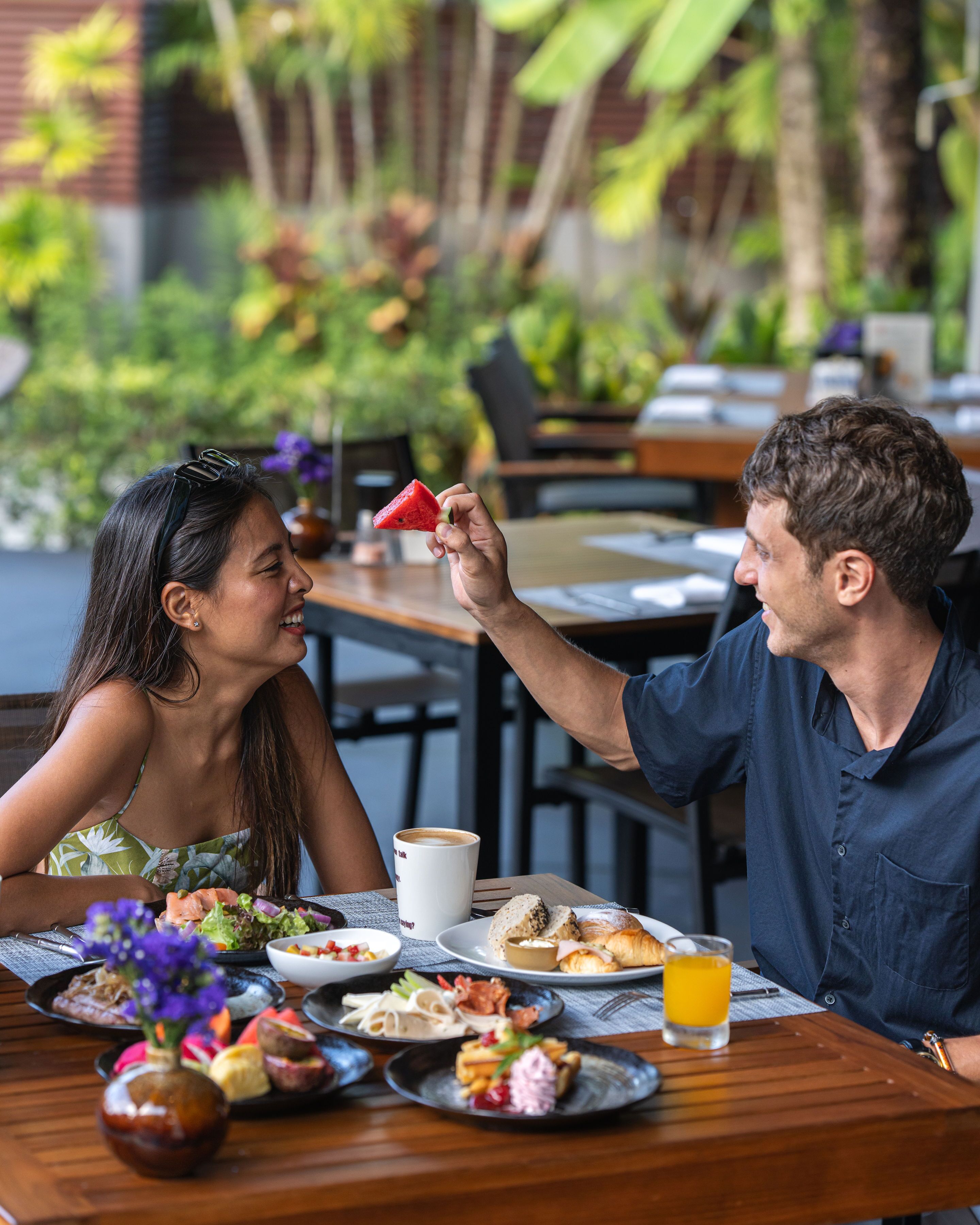 3 restaurants, breakfast, lunch served; local and international cuisine