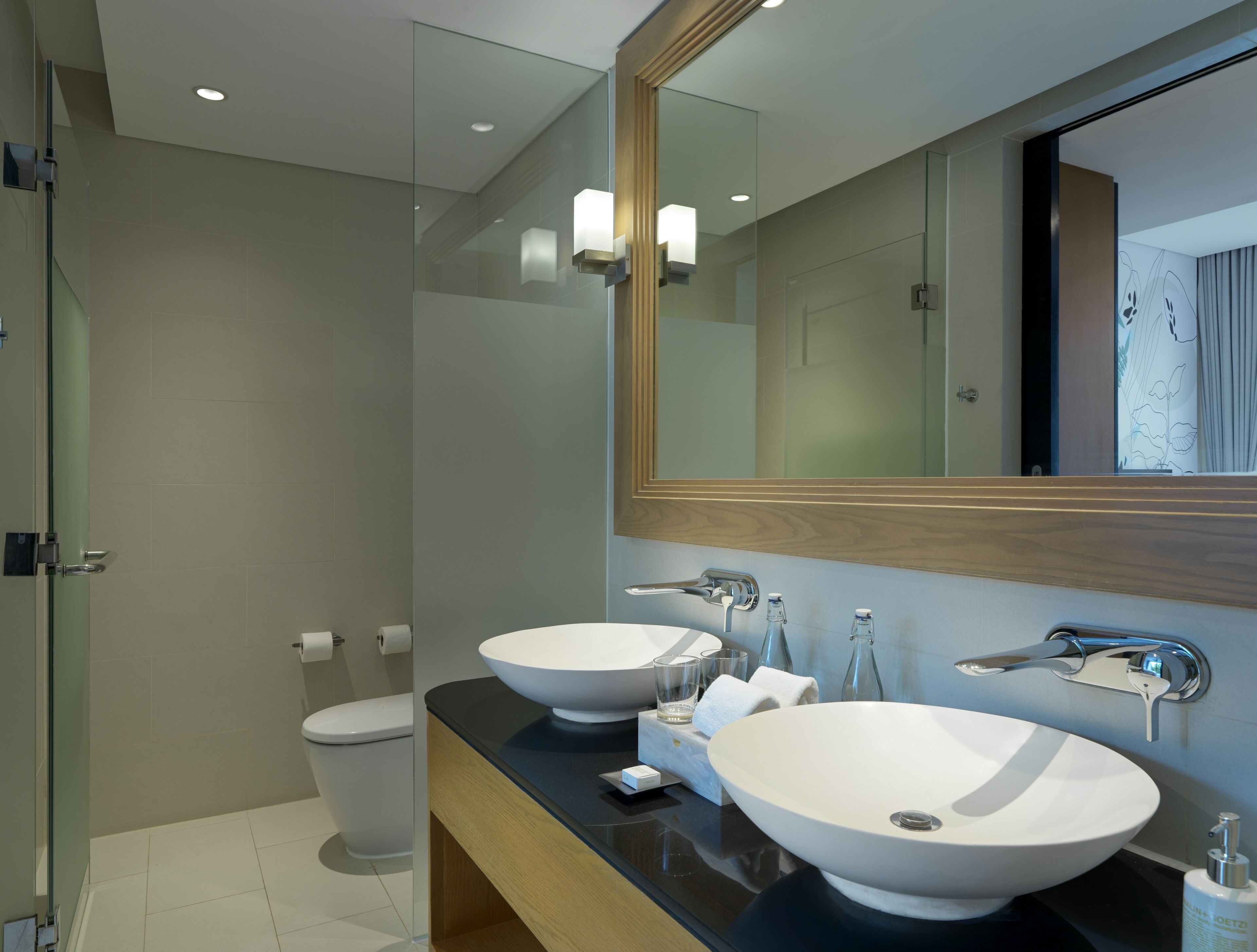 two bedroom pool suite | bathroom | separate bathtub and shower, deep-soaking bathtub, designer toiletries
