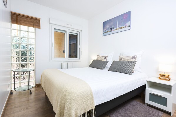 1 bedroom, iron/ironing board, free WiFi, bed sheets