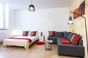 1 bedroom, iron/ironing board, free WiFi, bed sheets