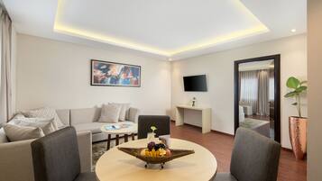 Premium bedding, minibar, in-room safe, desk