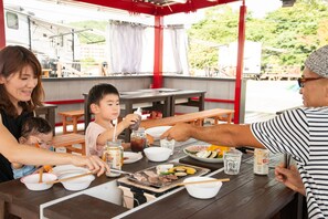 BBQ/picnic Area - Spa Franping Village Omuta - Caravan park (Omuta)