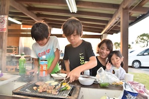 Grillaus-/piknikalue