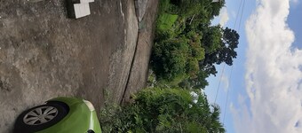 SeeView located on the side of the mountain with views of nature and the sea 