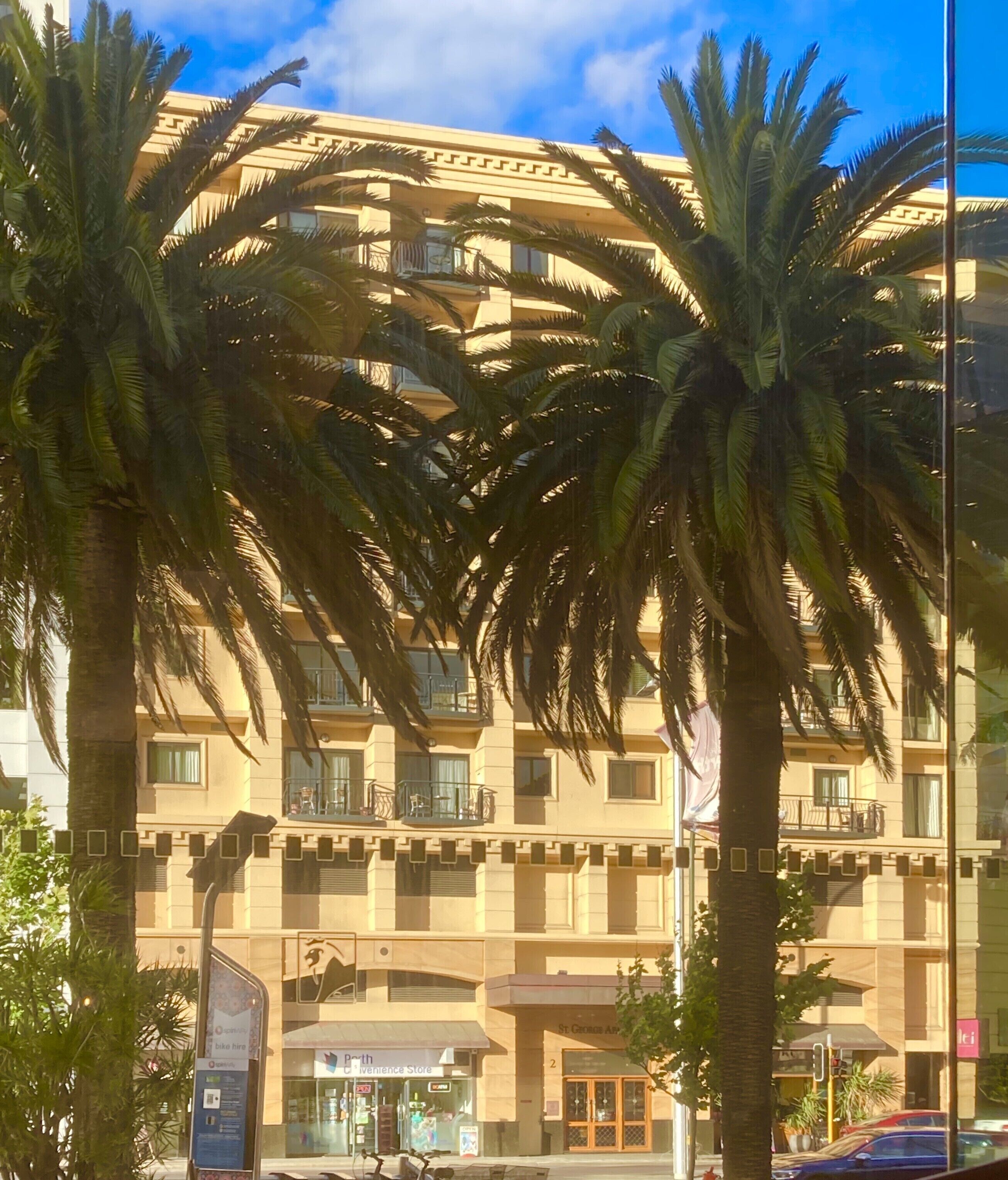 Large 2 BR Executive Apartment Downtown