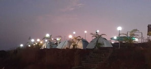 City view - NATUROFEELS PAWNA CAMPING (Mawal)