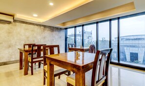 Dining - Treebo Trend Paul'S Inn (Bengaluru)